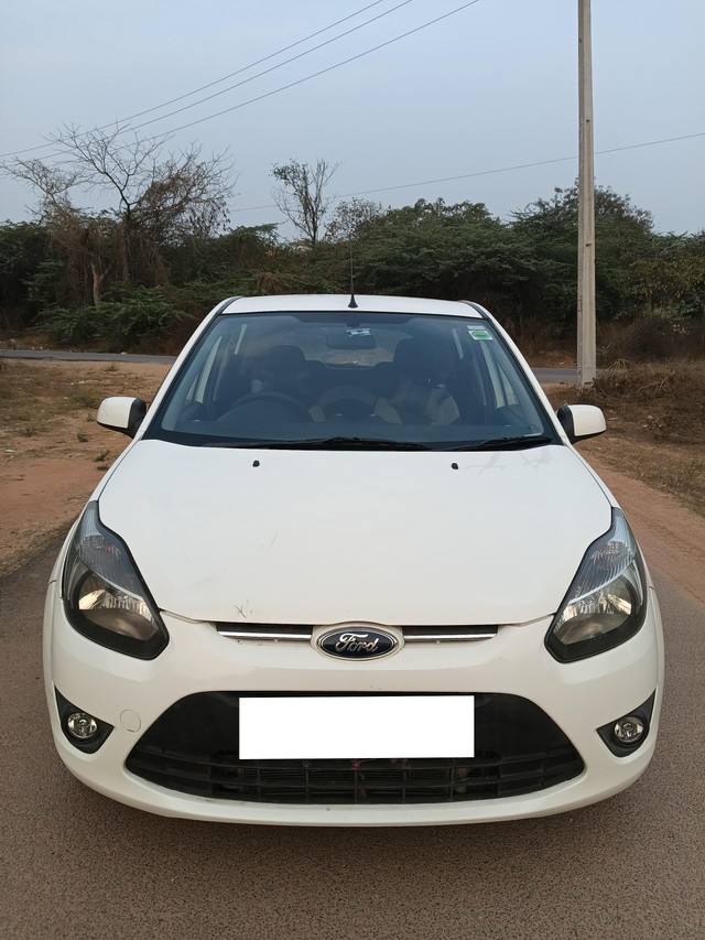 Second-hand 2012 Ford Figo Diesel ZXI for sale in Hyderabad-5
