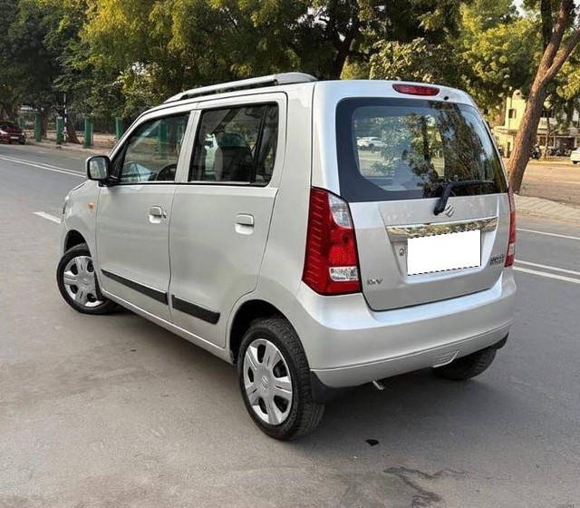 Second-hand 2018 Maruti Wagon R VXI BS IV for sale in Ahmedabad-3
