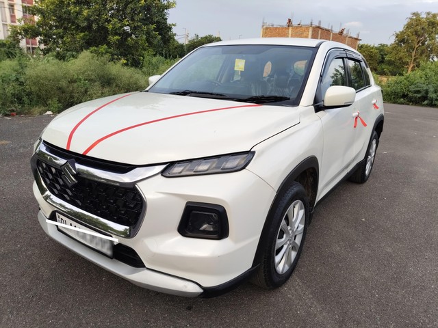 Second-hand 2023 Maruti Grand Vitara Sigma for sale in New Delhi-5