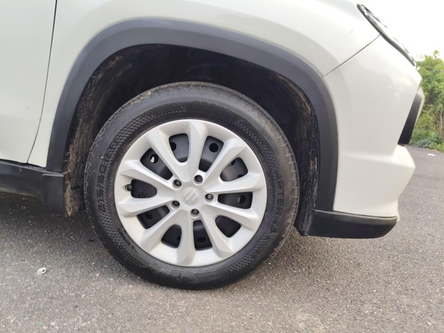 Second-hand 2023 Maruti Grand Vitara Sigma for sale in New Delhi-8