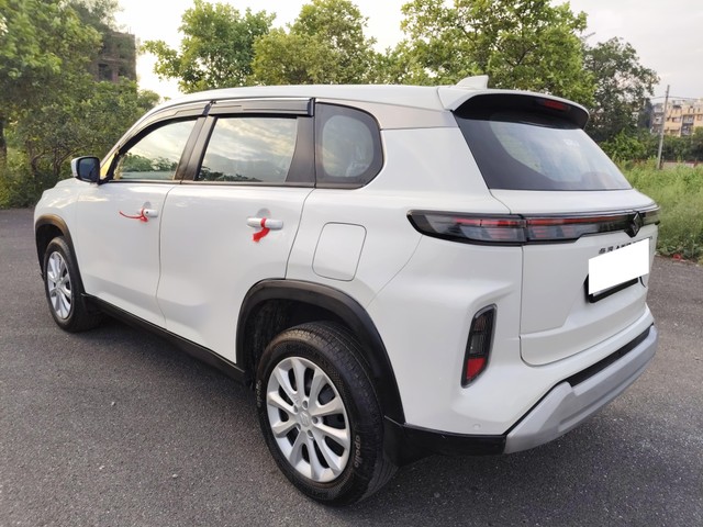 Second-hand 2023 Maruti Grand Vitara Sigma for sale in New Delhi-3