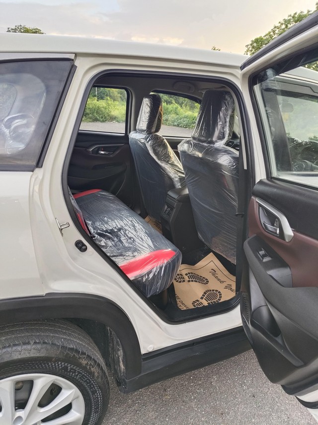 Second-hand 2023 Maruti Grand Vitara Sigma for sale in New Delhi-20