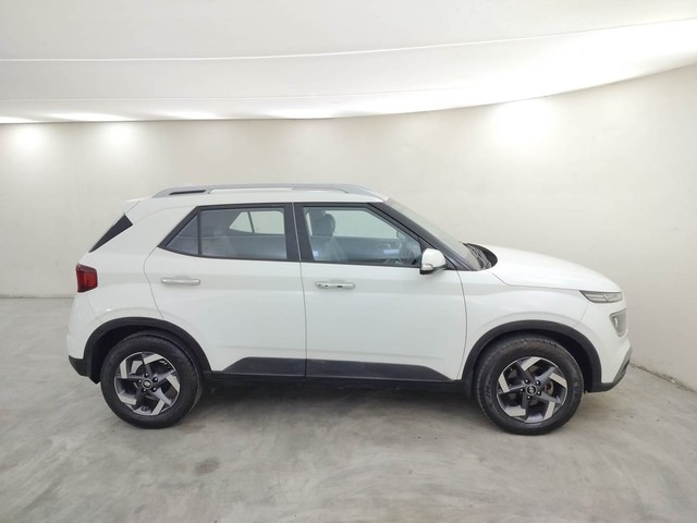 Second-hand 2022 Hyundai Venue SX Opt Turbo DCT Special Edition for sale in Coimbatore-2