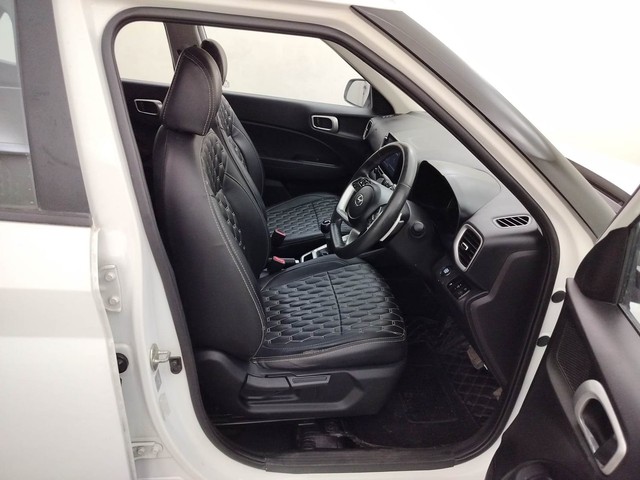 Second-hand 2022 Hyundai Venue SX Opt Turbo DCT Special Edition for sale in Coimbatore-15