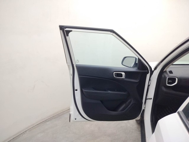 Second-hand 2022 Hyundai Venue SX Opt Turbo DCT Special Edition for sale in Coimbatore-31