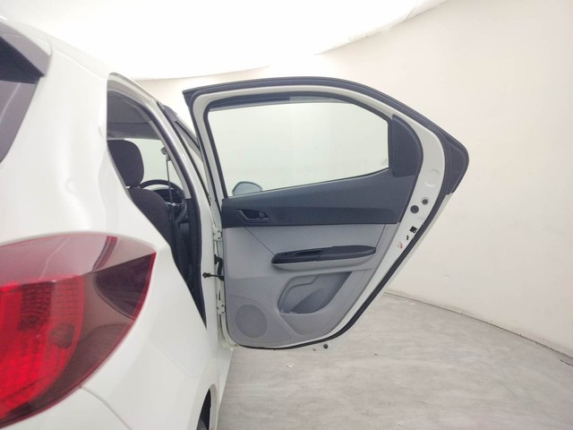 Second-hand 2023 Tata Tiago XT CNG for sale in Coimbatore-30