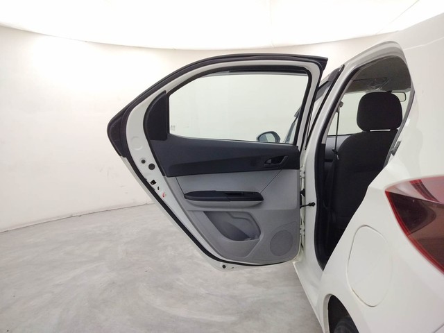 Second-hand 2023 Tata Tiago XT CNG for sale in Coimbatore-34