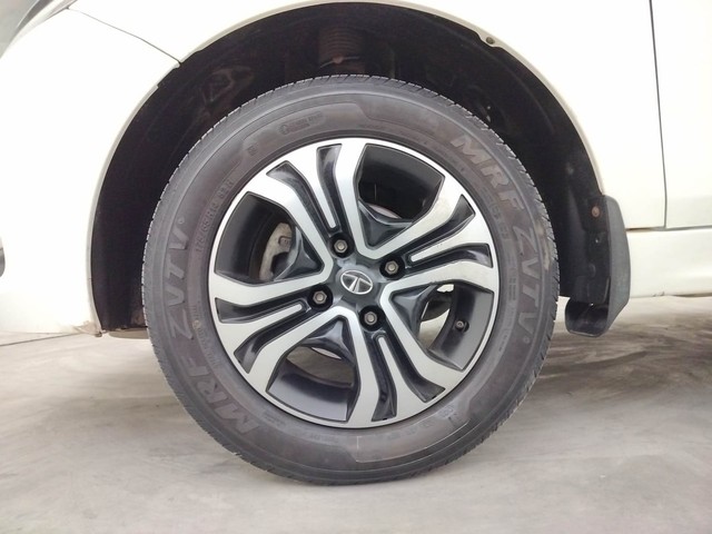 Second-hand 2023 Tata Tiago XT CNG for sale in Coimbatore-20