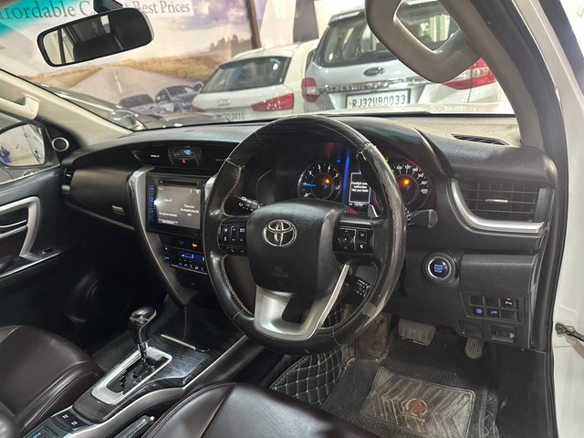 Second-hand 2018 Toyota Fortuner 2.8 2WD AT BSIV for sale in Jaipur-20
