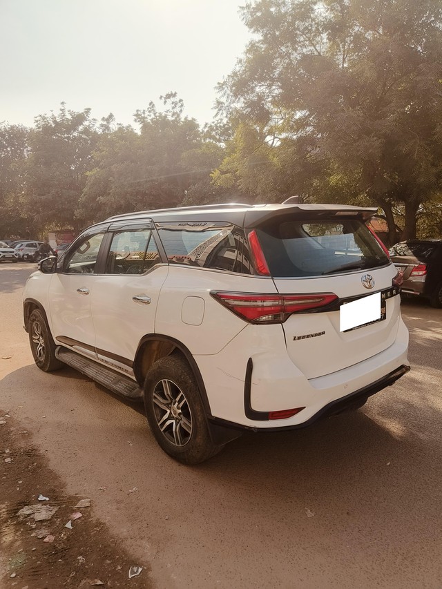 Second-hand 2018 Toyota Fortuner 2.8 2WD AT BSIV for sale in Jaipur-17