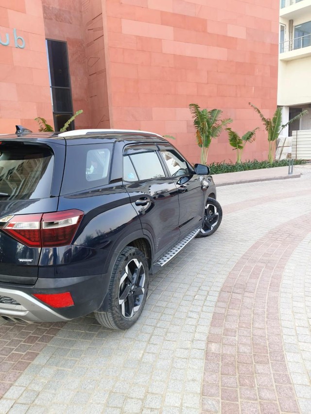 Second-hand 2021 Hyundai Alcazar 1.5 Signature (O) 7-Seater Diesel AT for sale in Gurgaon-1