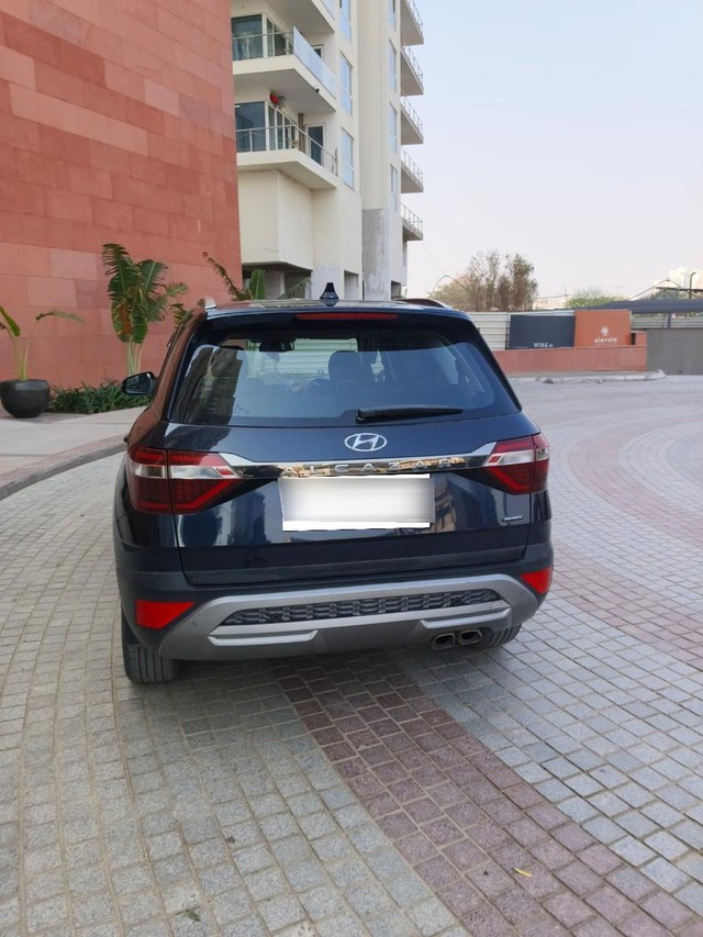 Second-hand 2021 Hyundai Alcazar 1.5 Signature (O) 7-Seater Diesel AT for sale in Gurgaon-2