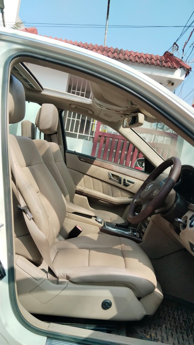 Mercedes-Benz E-Class Elegance 220 CDI Second-hand 2011 Mercedes-Benz E-Class Elegance 220 CDI for sale in Coimbatore-6