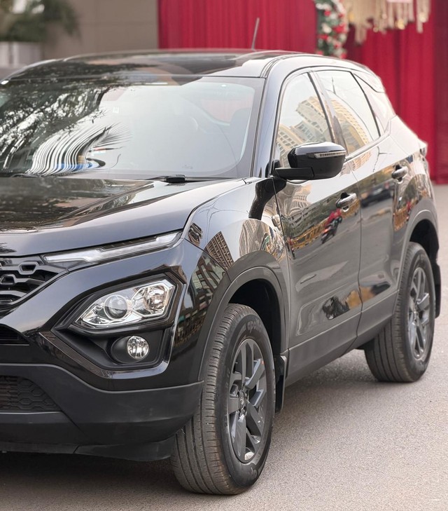 Second-hand 2022 Tata Harrier XTA Plus AT BSVI for sale in Rajkot-8