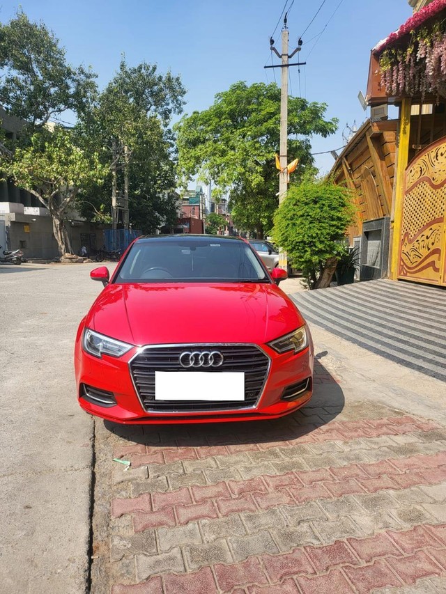 Second-hand 2018 Audi A3 35 TDI Premium Plus for sale in New Delhi-3