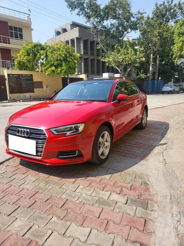 Second-hand 2018 Audi A3 35 TDI Premium Plus for sale in New Delhi-2