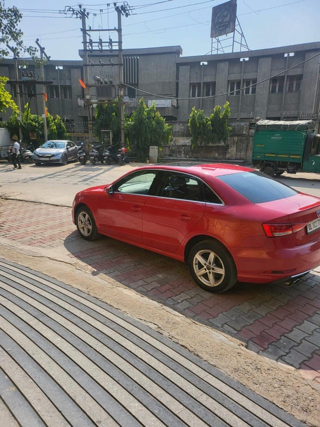 Second-hand 2018 Audi A3 35 TDI Premium Plus for sale in New Delhi-5