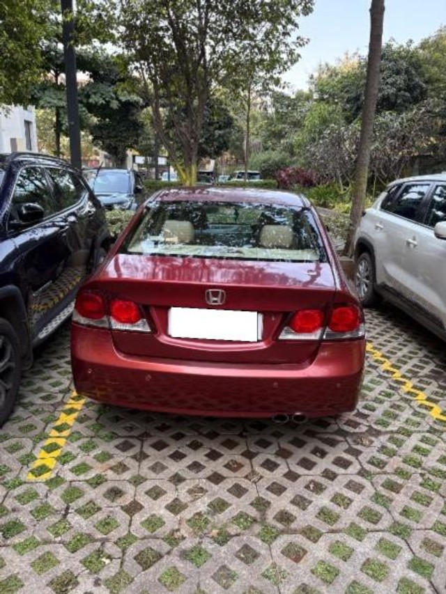 Second-hand 2011 Honda Civic 1.8 V AT for sale in Nashik-1