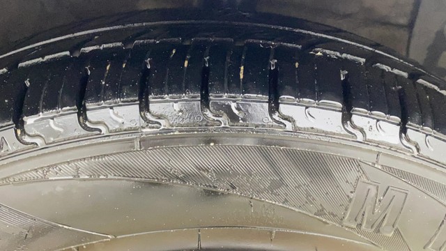 Second-hand 2016 Hyundai Grand i10 CRDi Sportz for sale in Ahmedabad-28