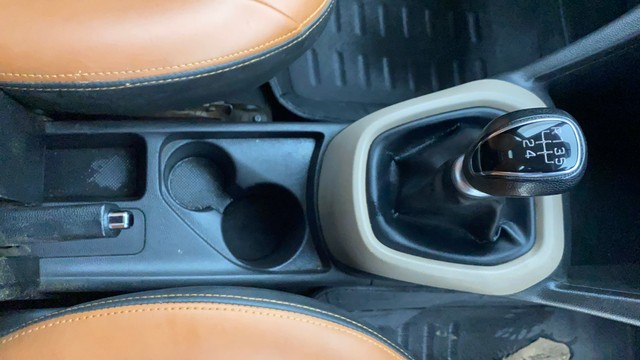 Second-hand 2016 Hyundai Grand i10 CRDi Sportz for sale in Ahmedabad-13