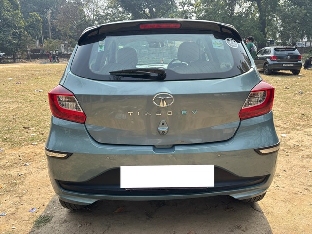 Second-hand 2023 Tata Tiago XZ Plus for sale in Lucknow-2