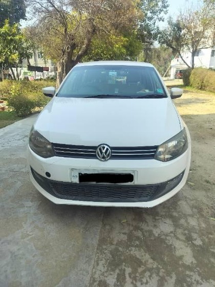 Second-hand 2013 Volkswagen Polo Highline Breeze for sale in Sangrur