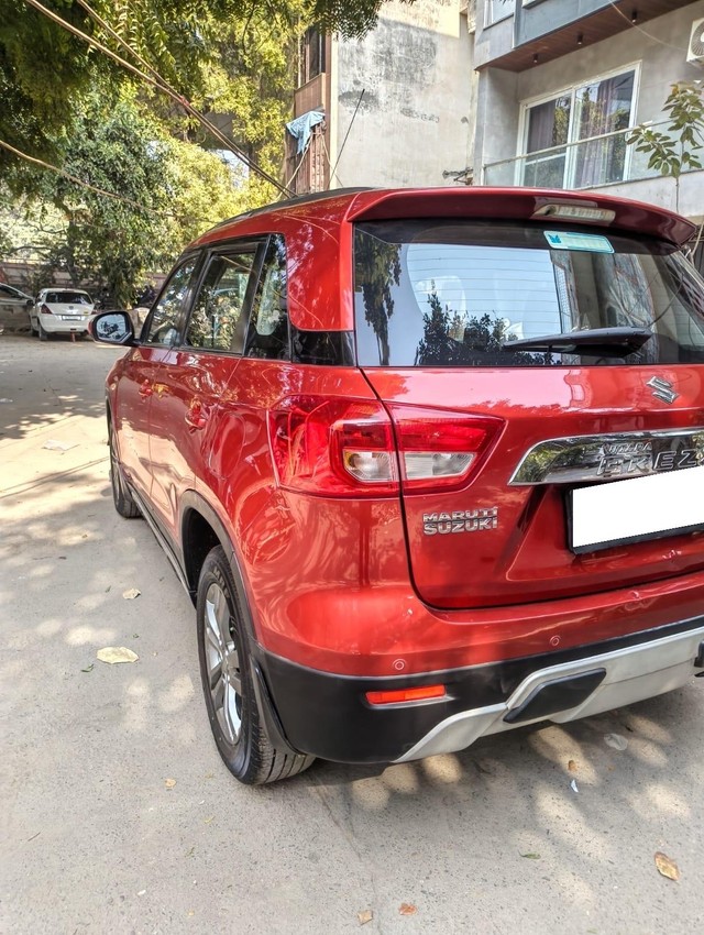 Second-hand 2018 Maruti Vitara Brezza ZDi Plus for sale in New Delhi-10