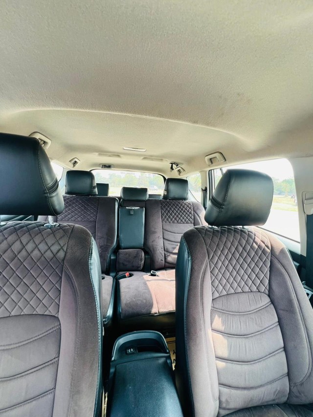 Second-hand 2020 Toyota Innova Crysta 2.4 G 8 STR for sale in Vadodara-11