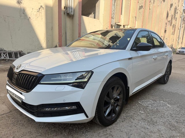 Second-hand 2021 Skoda Superb Sportline BSVI for sale in New Delhi-5