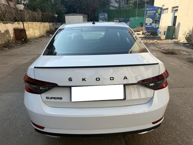 Second-hand 2021 Skoda Superb Sportline BSVI for sale in New Delhi-3