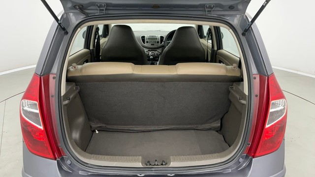 Second-hand 2016 Hyundai i10 Sportz 1.1L for sale in Jaipur-9