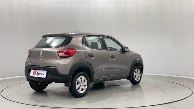 Second-hand 2017 Renault KWID 1.0 AMT RXT for sale in Jaipur-3