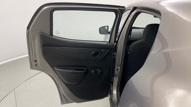 Second-hand 2017 Renault KWID 1.0 AMT RXT for sale in Jaipur-39