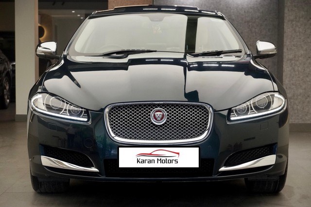 Second-hand 2015 Jaguar XF 2.0 Litre Petrol for sale in New Delhi-7