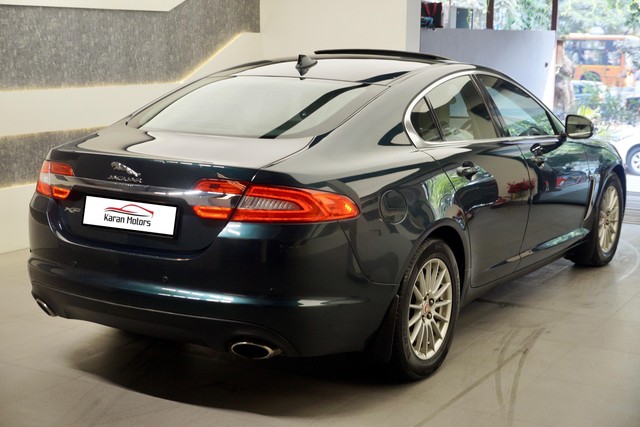 Second-hand 2015 Jaguar XF 2.0 Litre Petrol for sale in New Delhi-9