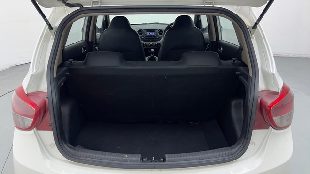 Second-hand 2014 Hyundai Grand i10 1.2 Kappa Sportz BSIV for sale in Chandigarh-9