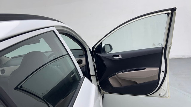 Second-hand 2014 Hyundai Grand i10 1.2 Kappa Sportz BSIV for sale in Chandigarh-16