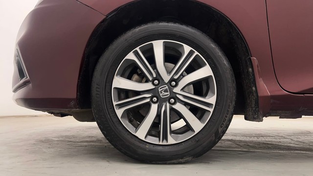 Second-hand 2018 Honda City V for sale in Chandigarh-20