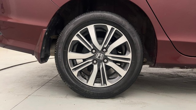 Second-hand 2018 Honda City V for sale in Chandigarh-18