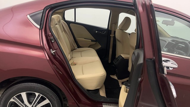 Second-hand 2018 Honda City V for sale in Chandigarh-25