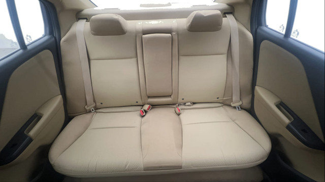 Second-hand 2018 Honda City V for sale in Chandigarh-30
