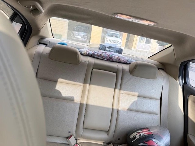 Second-hand 2016 Honda City i VTEC CVT VX for sale in Ghaziabad-8