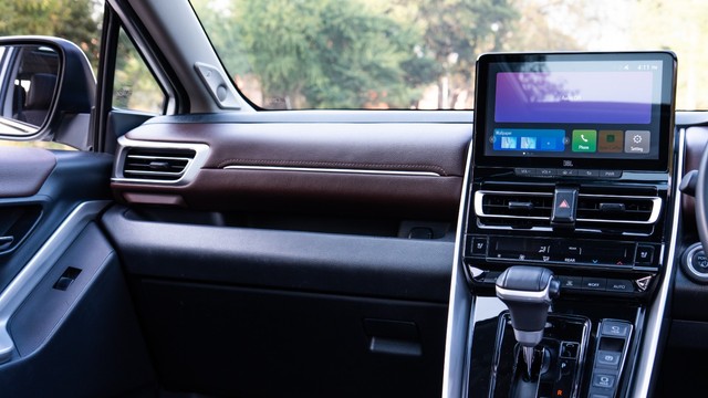 Second-hand 2024 Toyota Innova Hycross ZX(O) Hybrid for sale in New Delhi-15