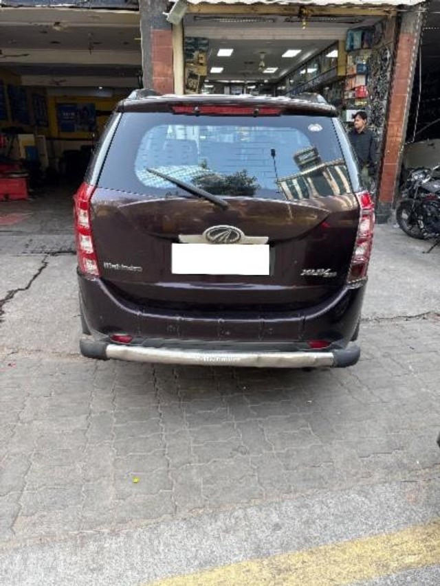 Second-hand 2013 Mahindra XUV500 W8 FWD for sale in East Godavari-1