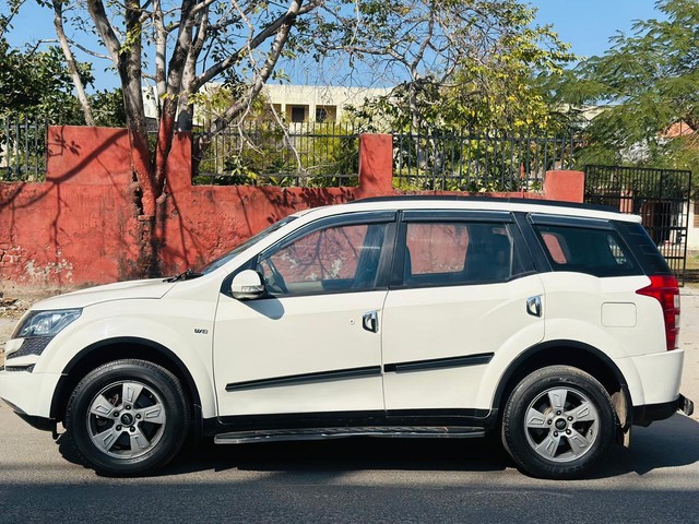 Second-hand 2015 Mahindra XUV500 W8 2WD for sale in Jaipur-3
