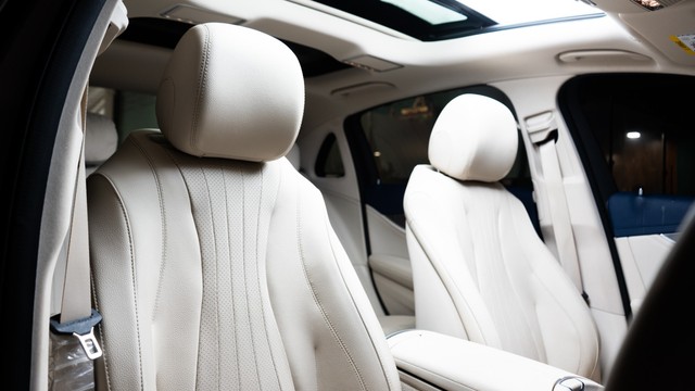 Second-hand 2024 Mercedes-Benz E-Class Exclusive E 200 for sale in New Delhi-18