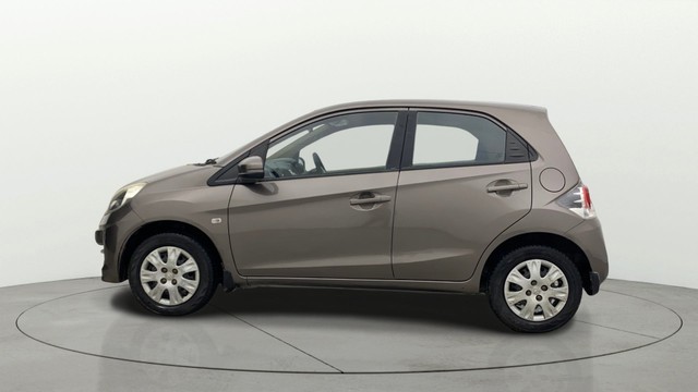 Second-hand 2014 Honda Brio S MT for sale in Chennai-16