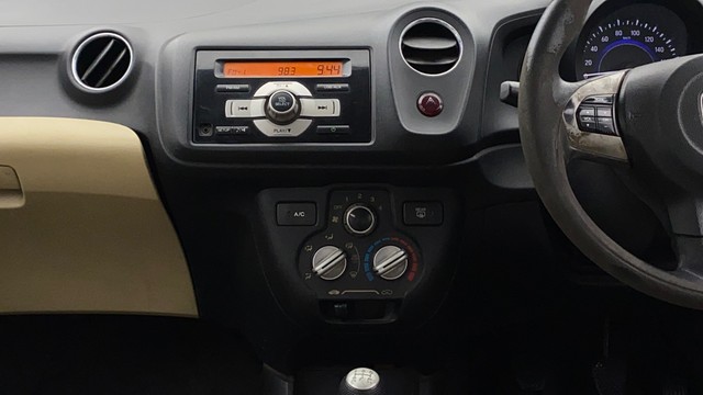 Second-hand 2014 Honda Brio S MT for sale in Chennai-3