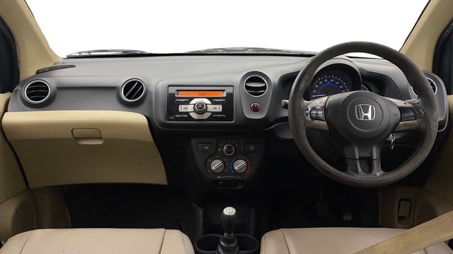 Second-hand 2014 Honda Brio S MT for sale in Chennai-21