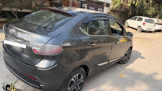 Second-hand 2022 Tata Tigor XZ CNG BSVI for sale in New Delhi-2